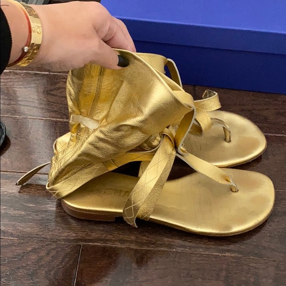 CHANEL Shoes - CHANEL Gladiator Sandals GOLD Leather sz 36